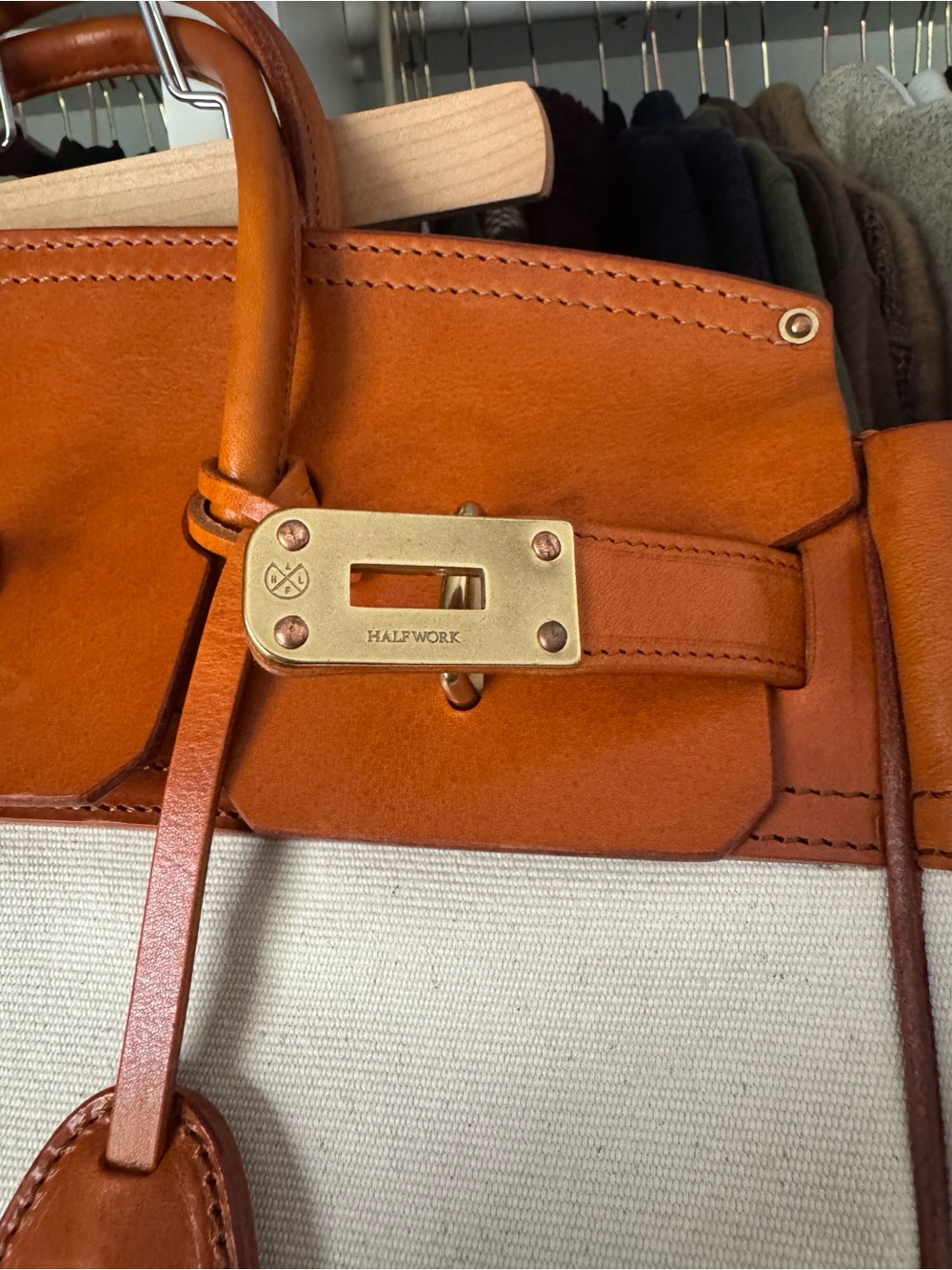 NEW Canvas Two-Tone Leather Bag - Picture 3 of 12